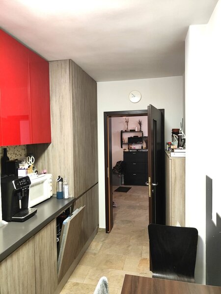 Tineretului, la maxim 4 minute metrou.